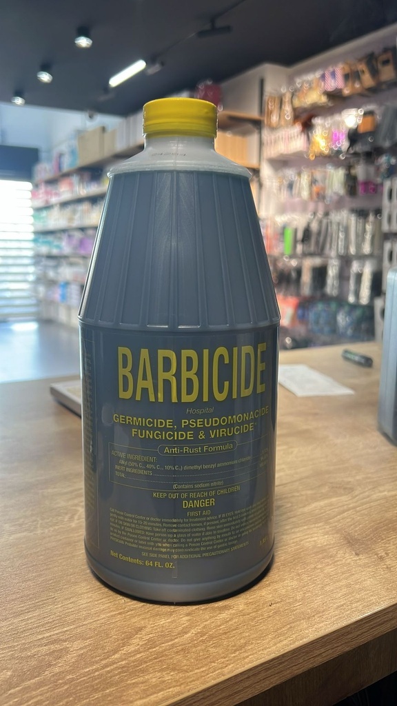 Barbicide Concentrate - 1.89 Litres ماء تعقيم ازرق
