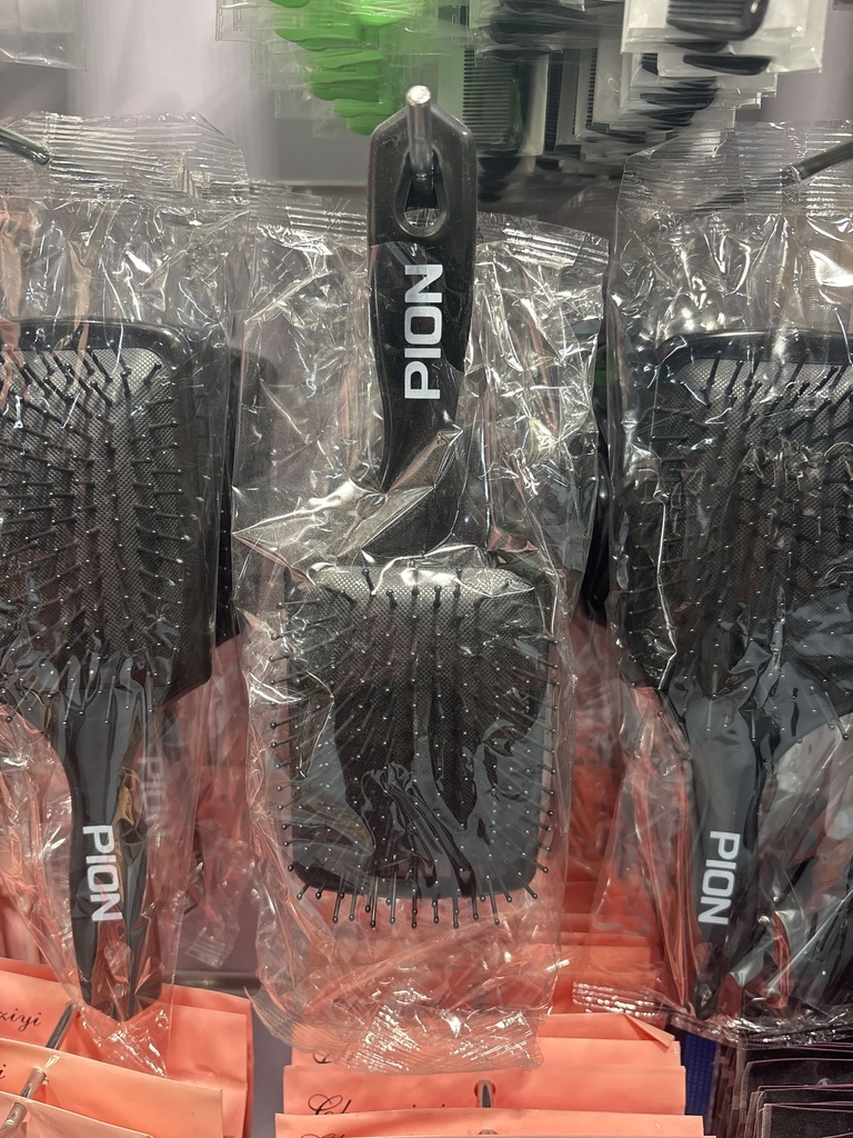 مشط عريض رجالي PION